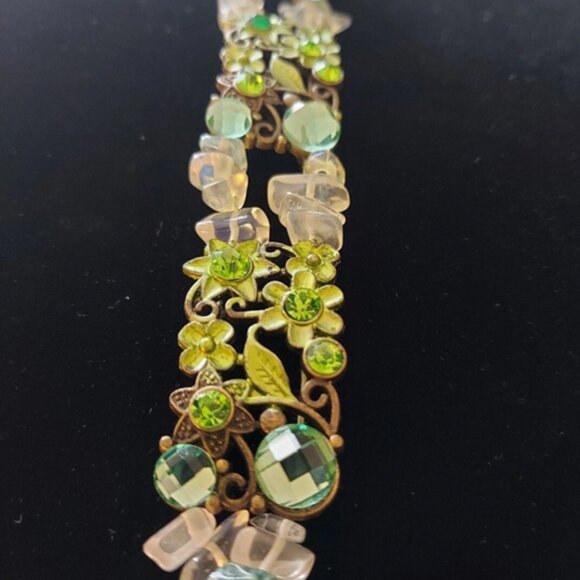 Green Opalite Floral Jewellery Set - Picture 4 of 10